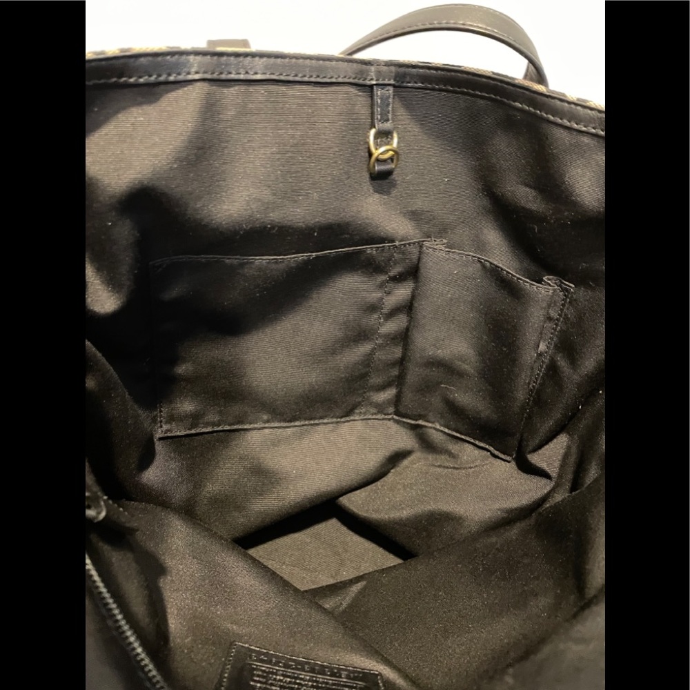 Coach Black and Tan Tote Bag - Picture 8 of 10